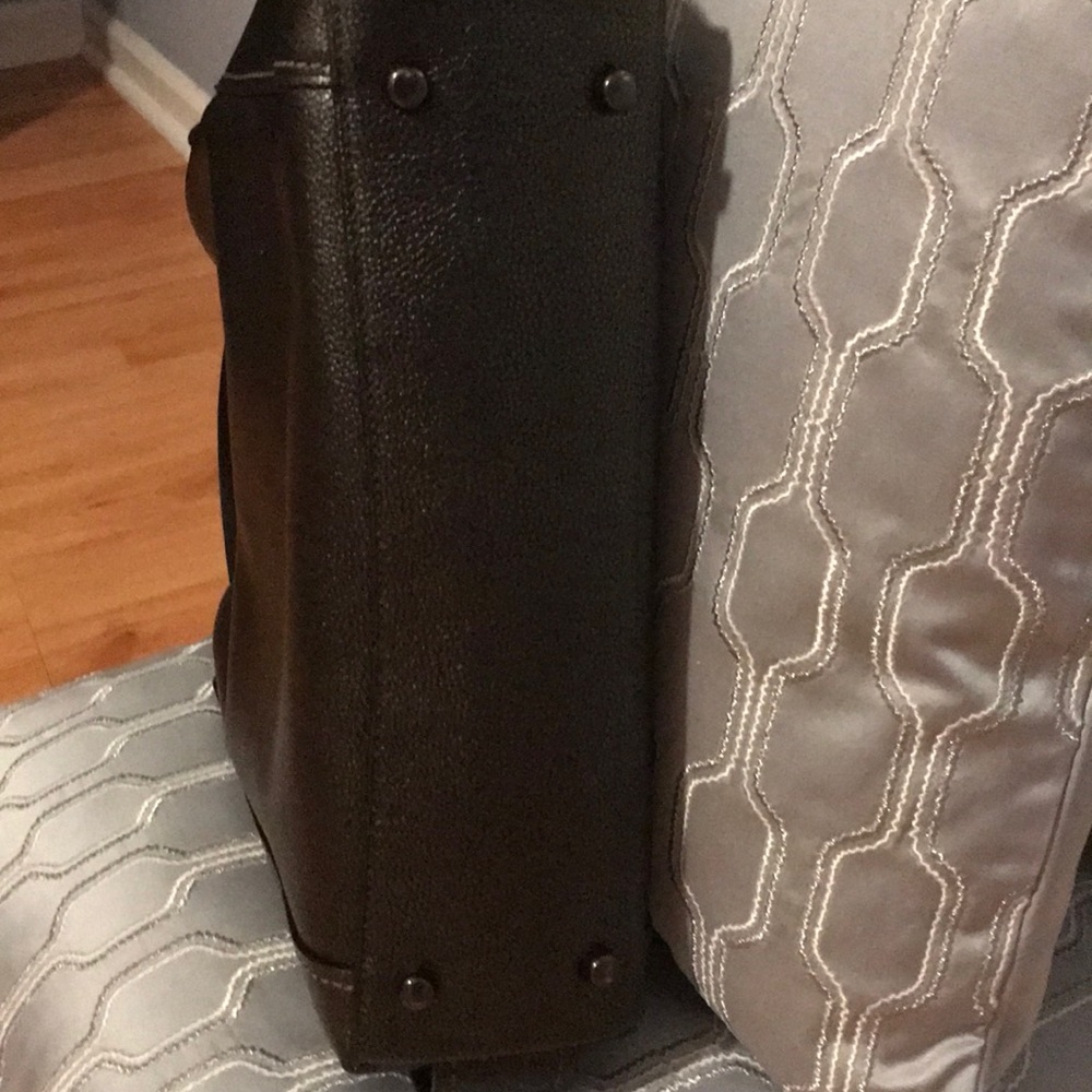 Authentic Coach Bag Like New - Picture 2 of 8